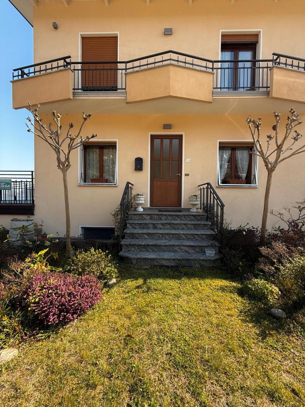 Casa Vacanza Tivan Cremia 外观 照片